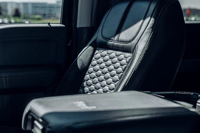 New 2026 Ford F250 Lariat w/ Black Appearance Package image 25