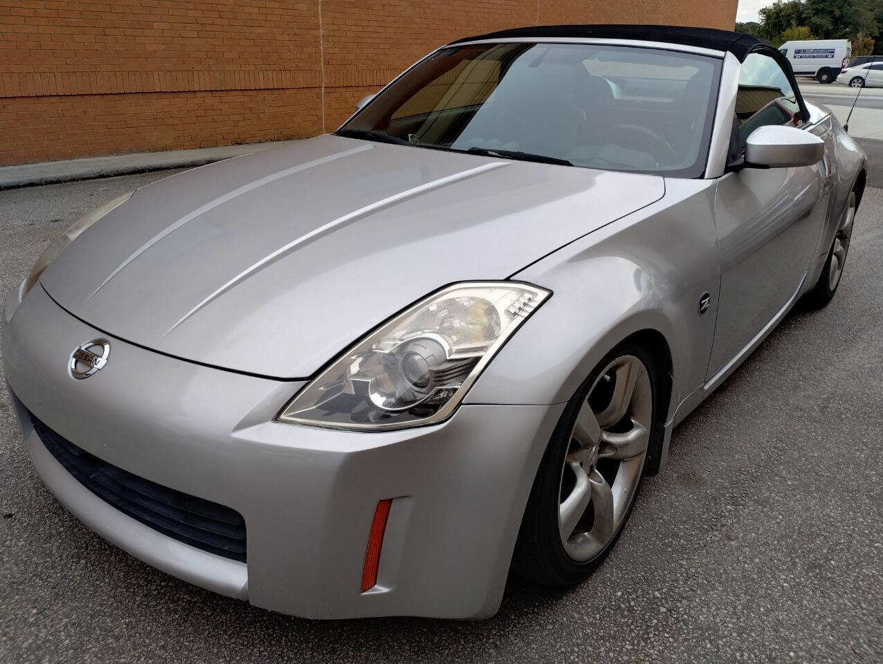 Used 2006 Nissan 350Z Touring image 1