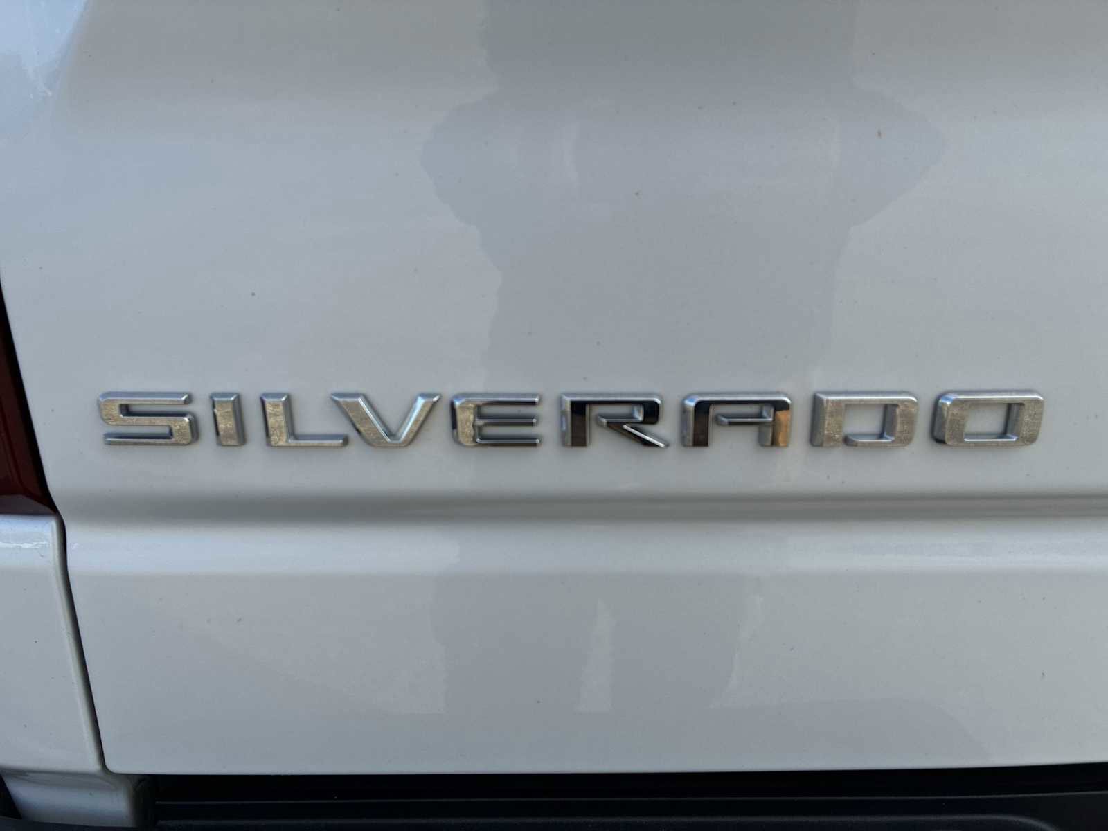 Certified 2023 Chevrolet Silverado 1500 High Country w/ Technology Package image 32