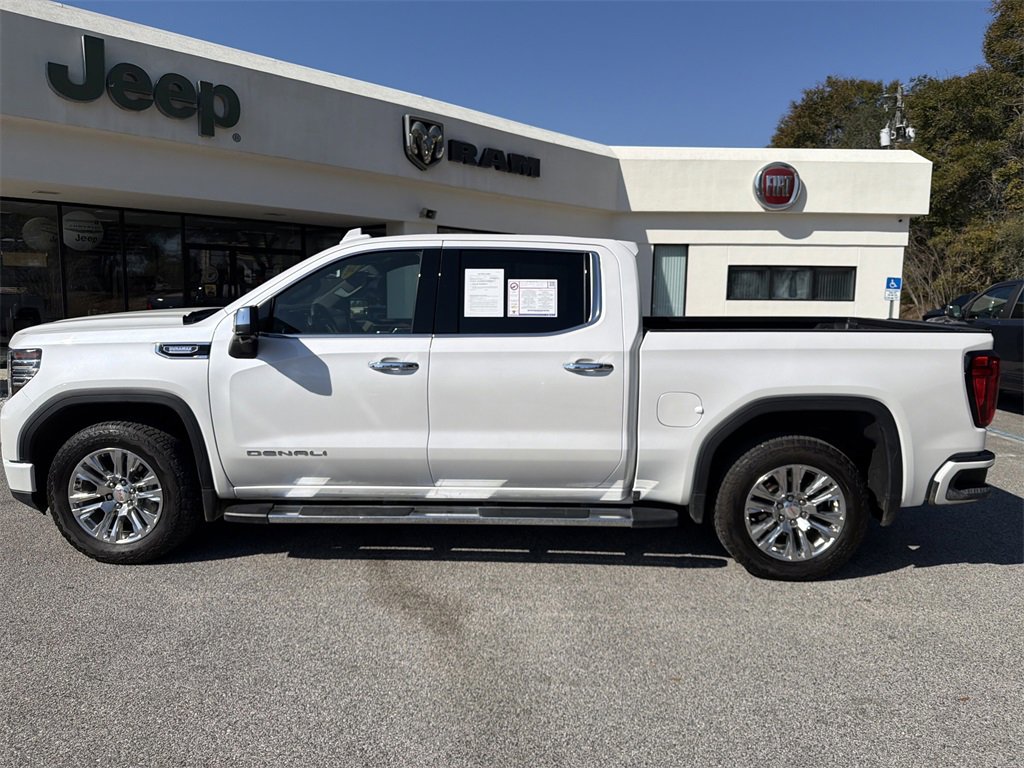 Used 2025 GMC Sierra 1500 Denali image 9