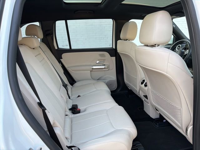 Used 2023 Mercedes-Benz EQB 250+ w/ Pinnacle Package image 10