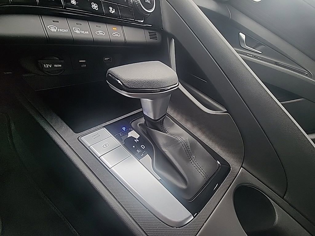 Certified 2023 Hyundai Elantra SEL image 20