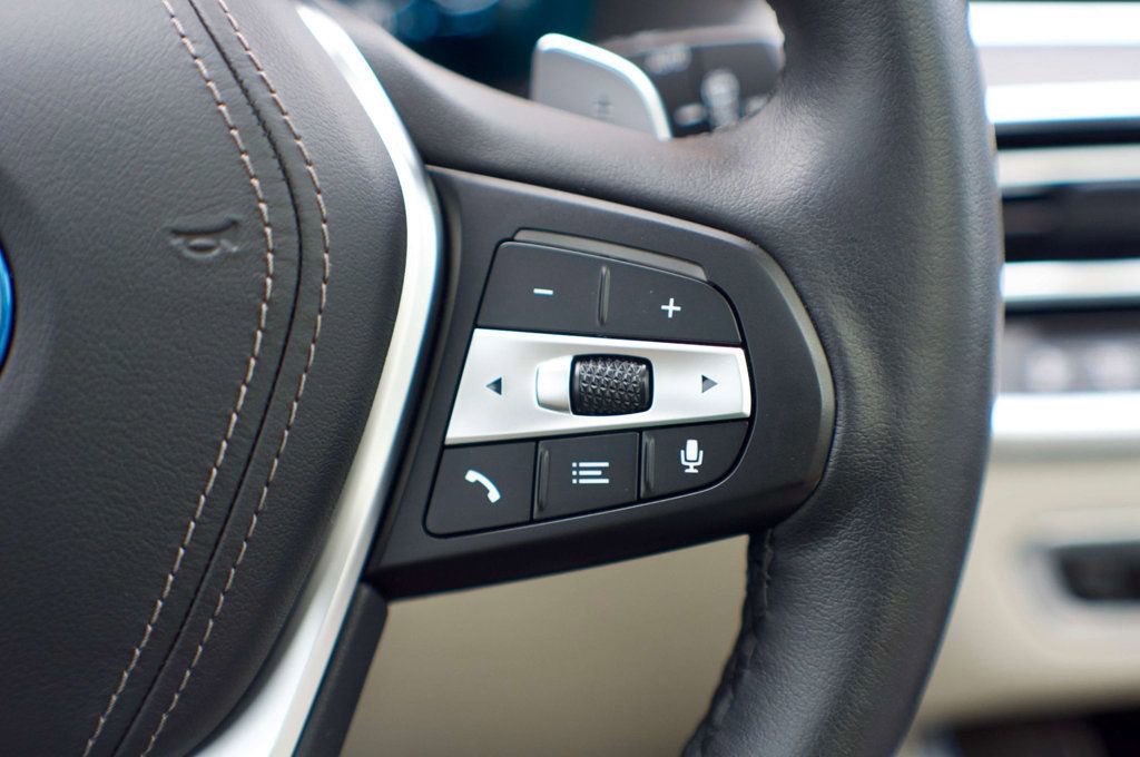 Used 2022 BMW X5 xDrive45e image 24