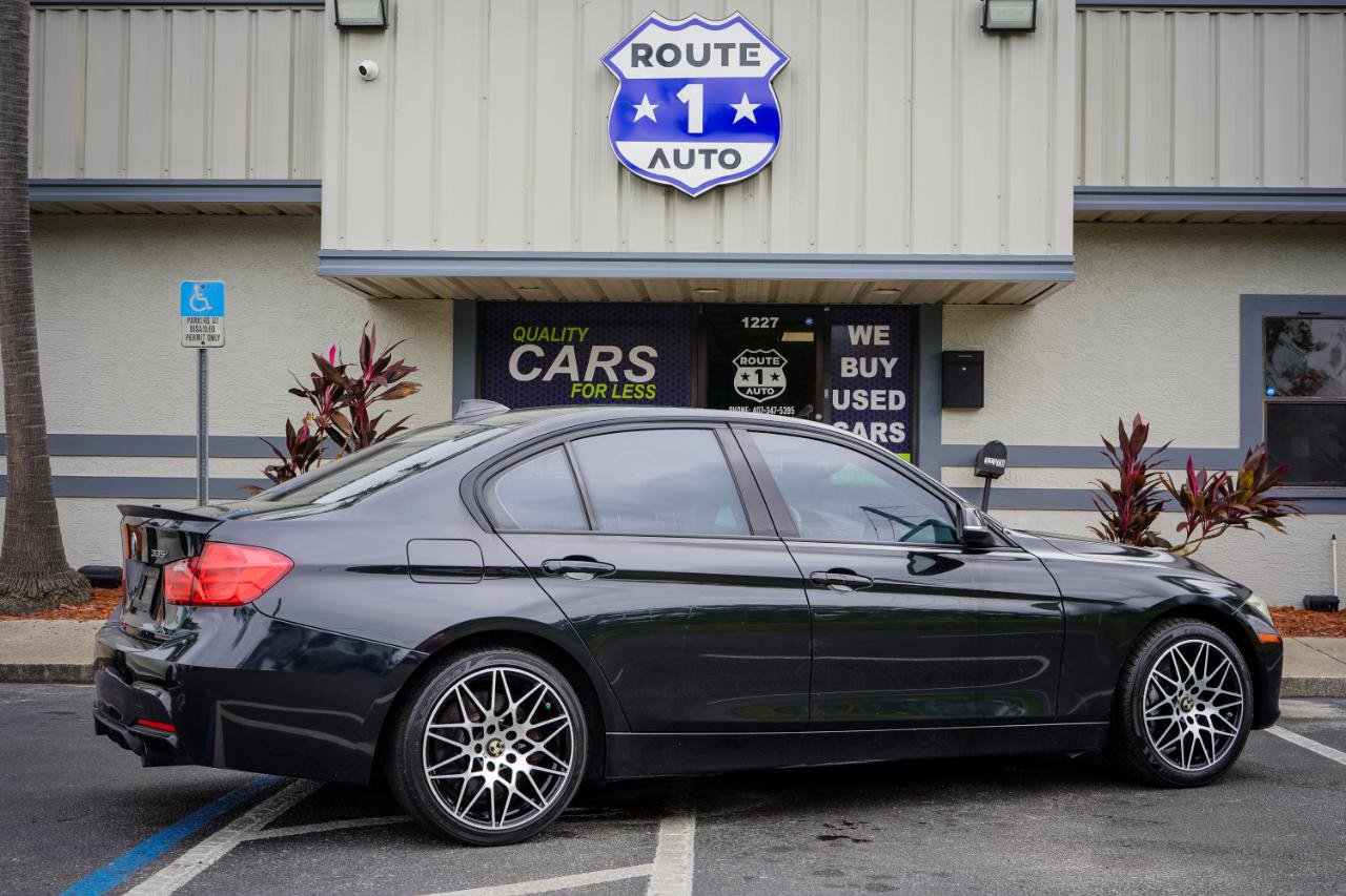 Used 2014 BMW 335i xDrive Sedan w/ Technology Package AWD/4WD image 6