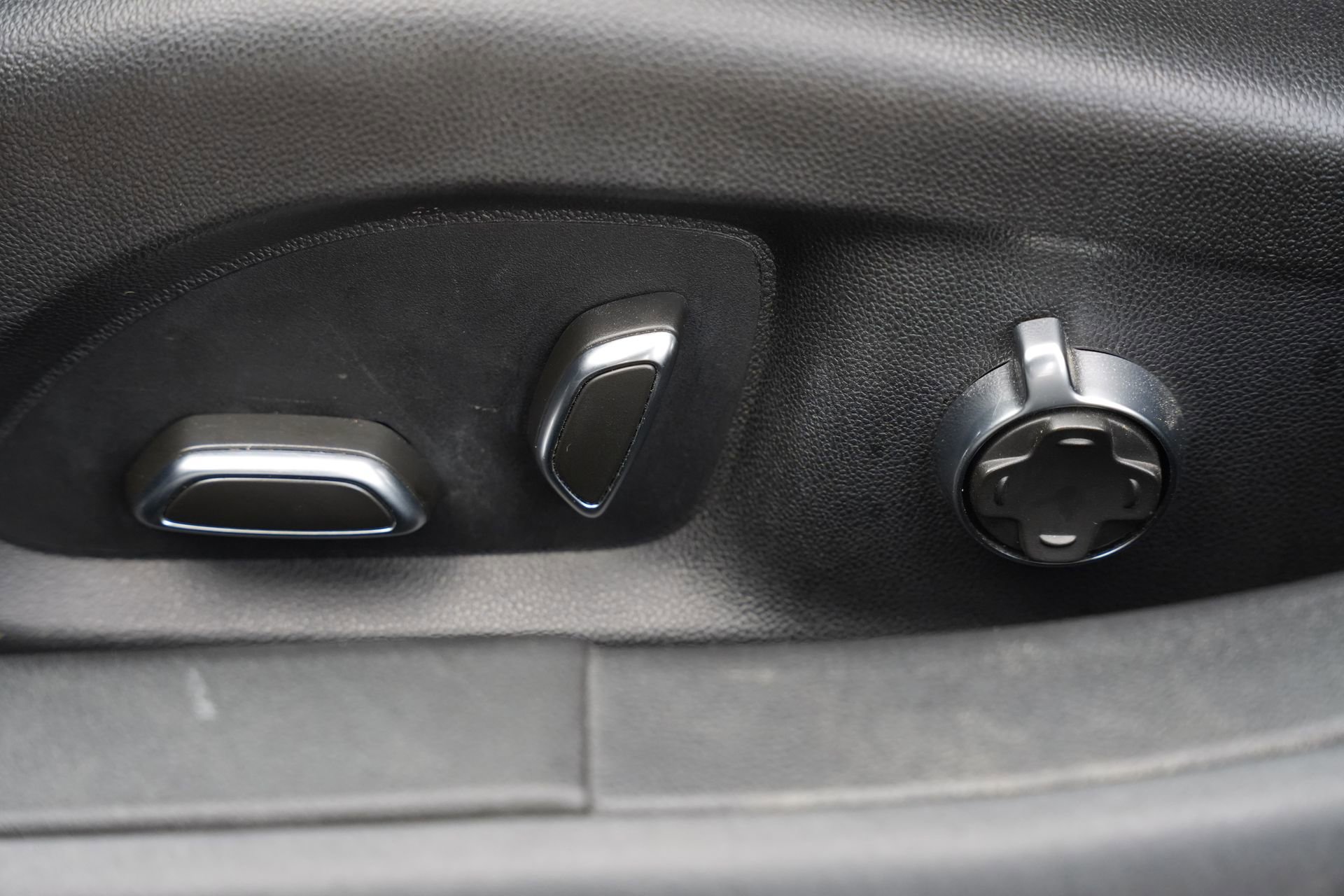 Certified 2024 Cadillac CT5 Sport image 16