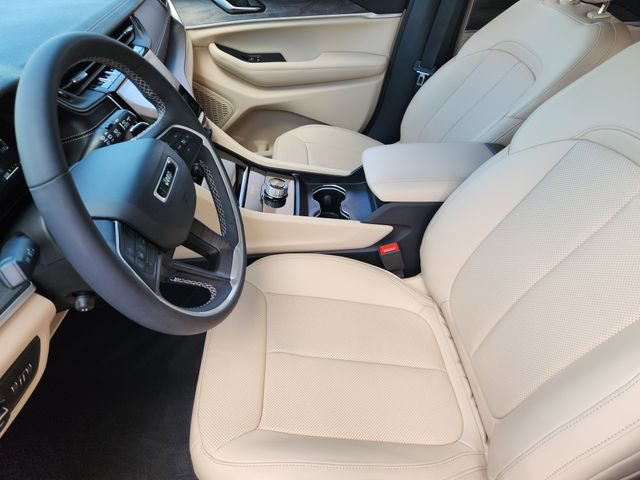 Certified 2023 Jeep Grand Cherokee Limited w/ Luxury Tech Group II RWD image 13