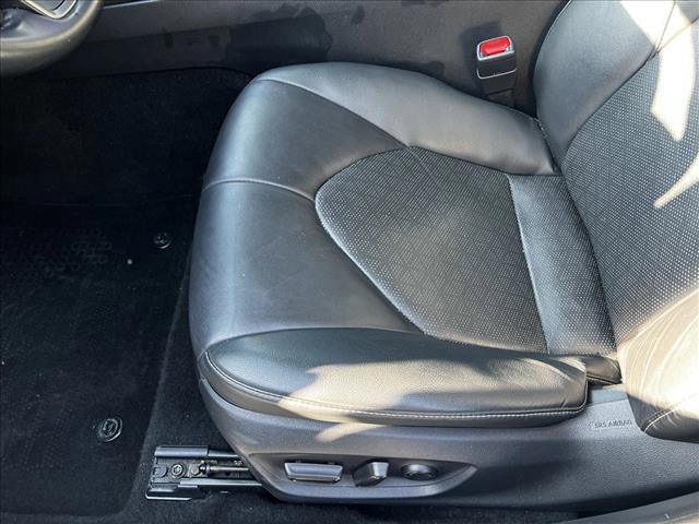 Used 2021 Toyota Camry XSE image 10