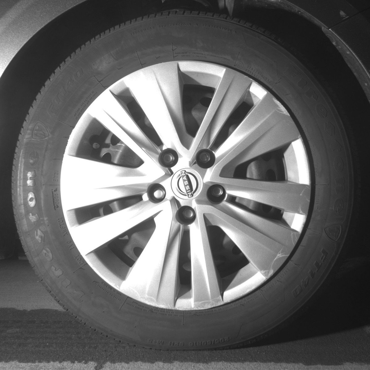 Used 2025 Nissan Sentra S FWD image 13