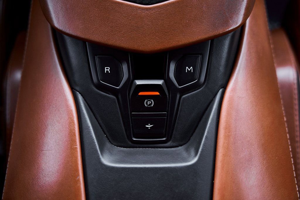 Used 2018 Lamborghini Aventador S image 67