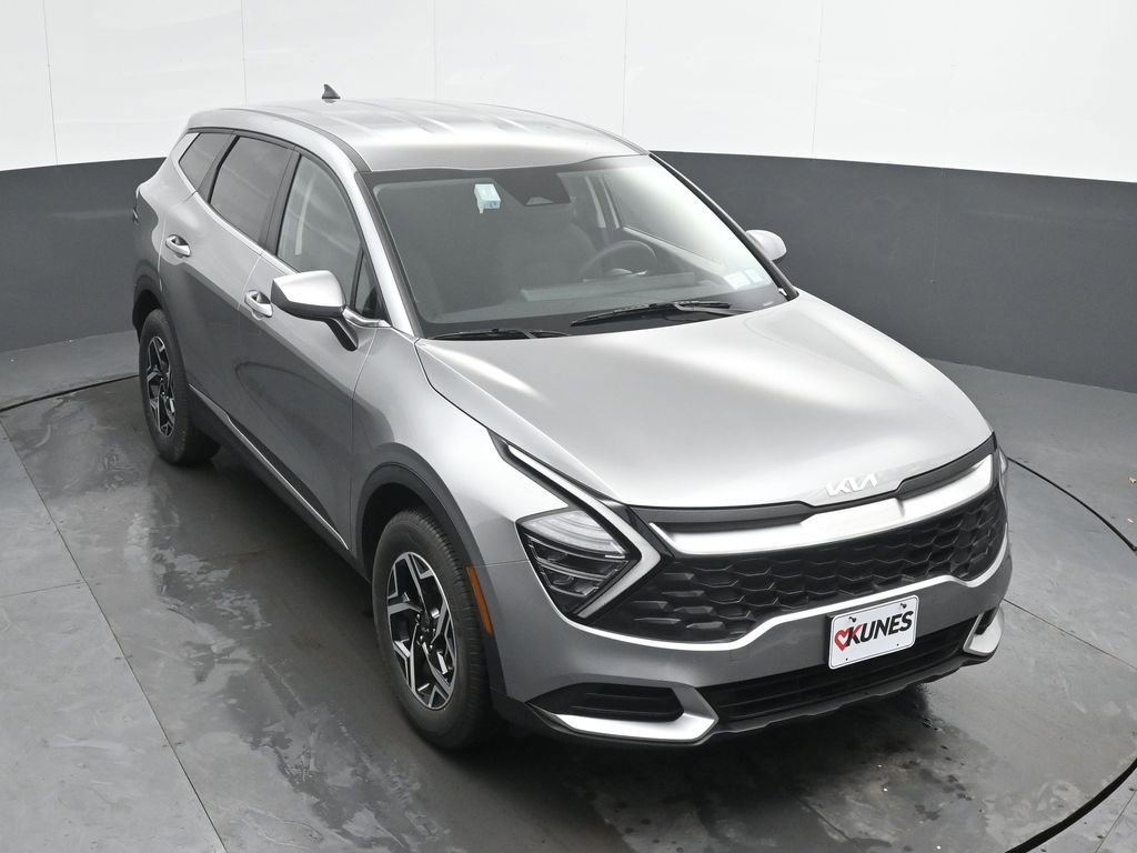 Used 2025 Kia Sportage LX image 37