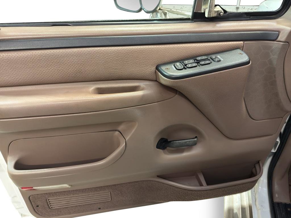 Used 1997 Ford F350 XLT image 12