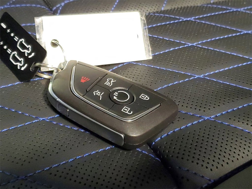 New 2026 Cadillac Escalade IQL Sport 1 w/ LPO, ONYX Package image 26