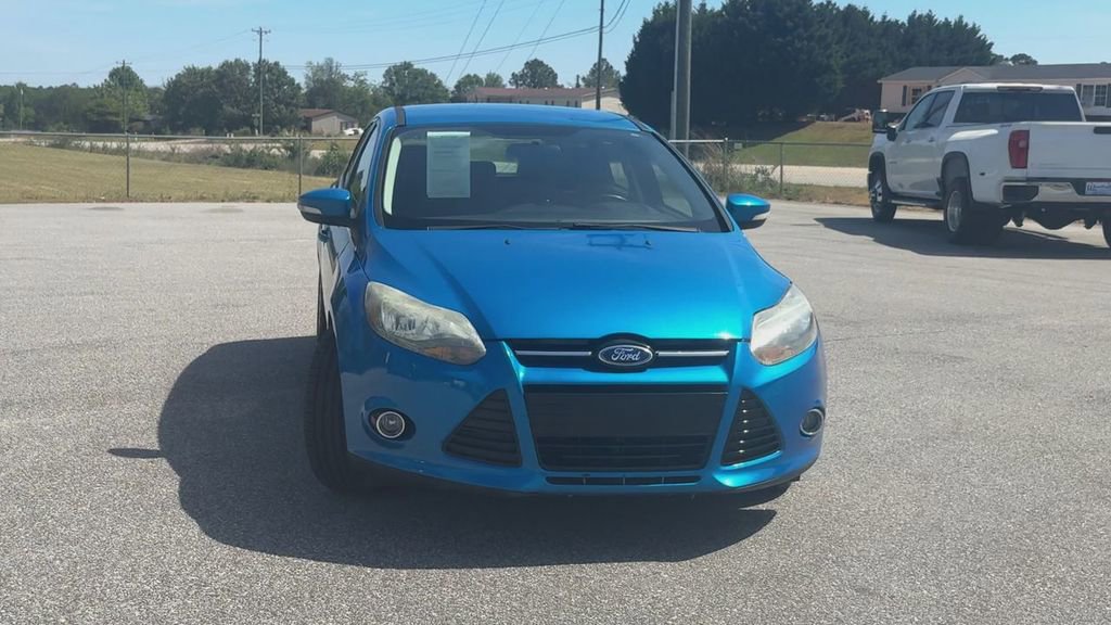 Used 2014 Ford Focus Titanium FWD image 3