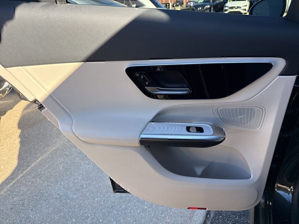 Certified 2026 Mercedes-Benz GLC 300 4MATIC image 17