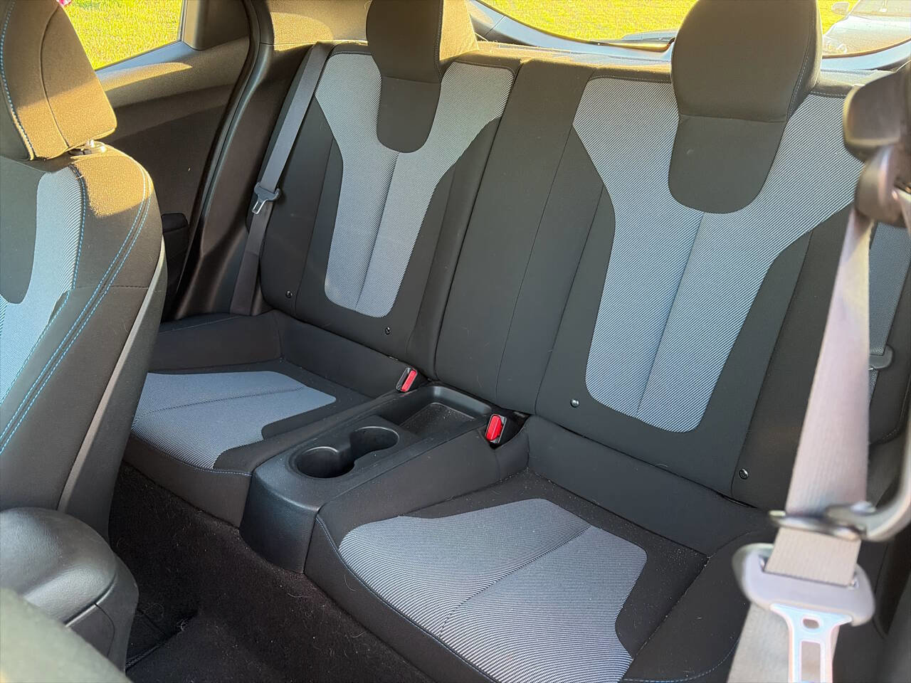 Used 2019 Hyundai Veloster 2.0 image 25