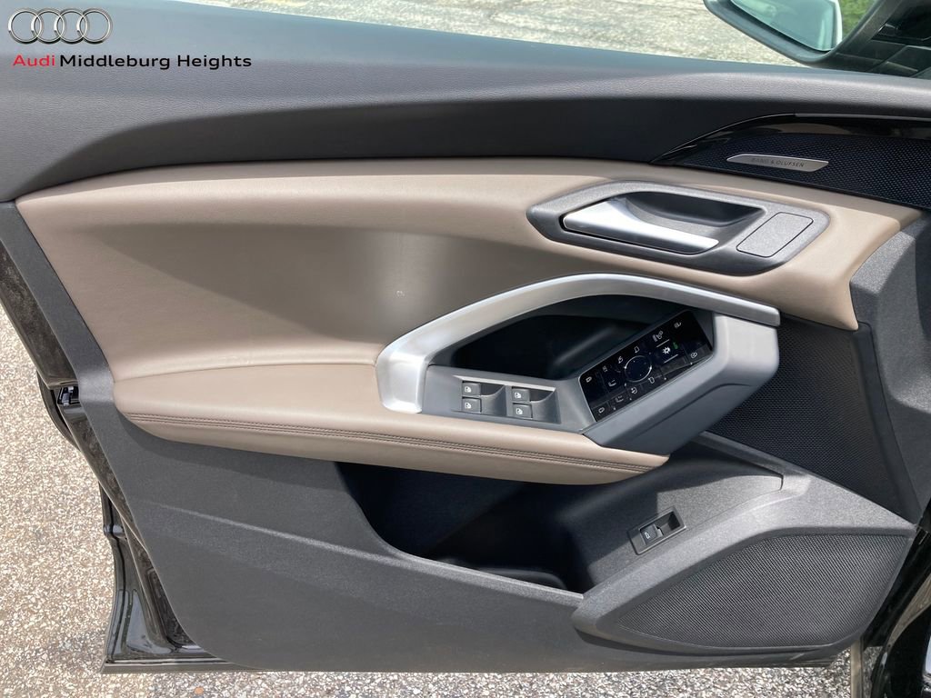 New 2025 Audi Q5 Premium Plus image 12