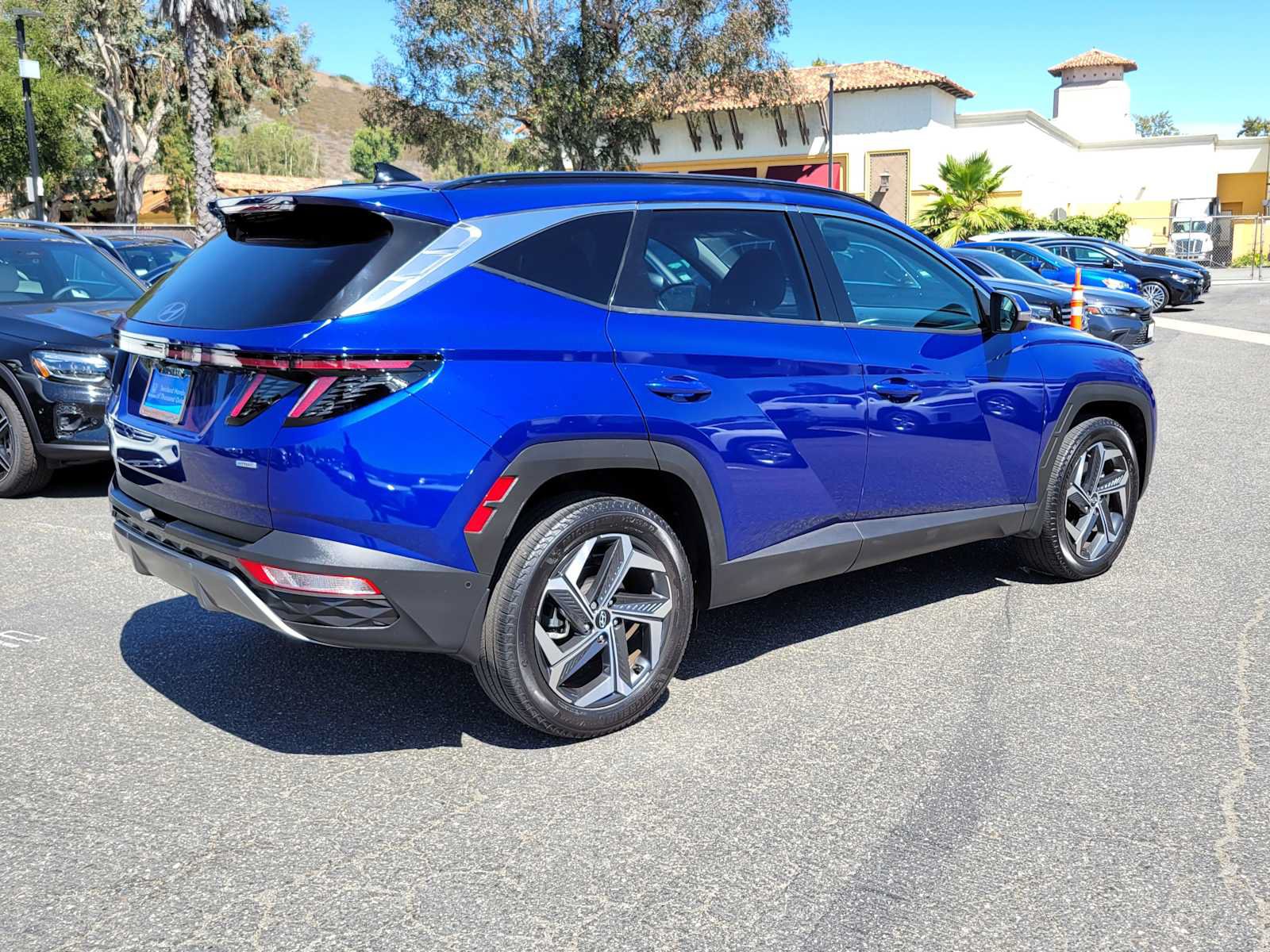 Used 2023 Hyundai Tucson Limited AWD/4WD image 5
