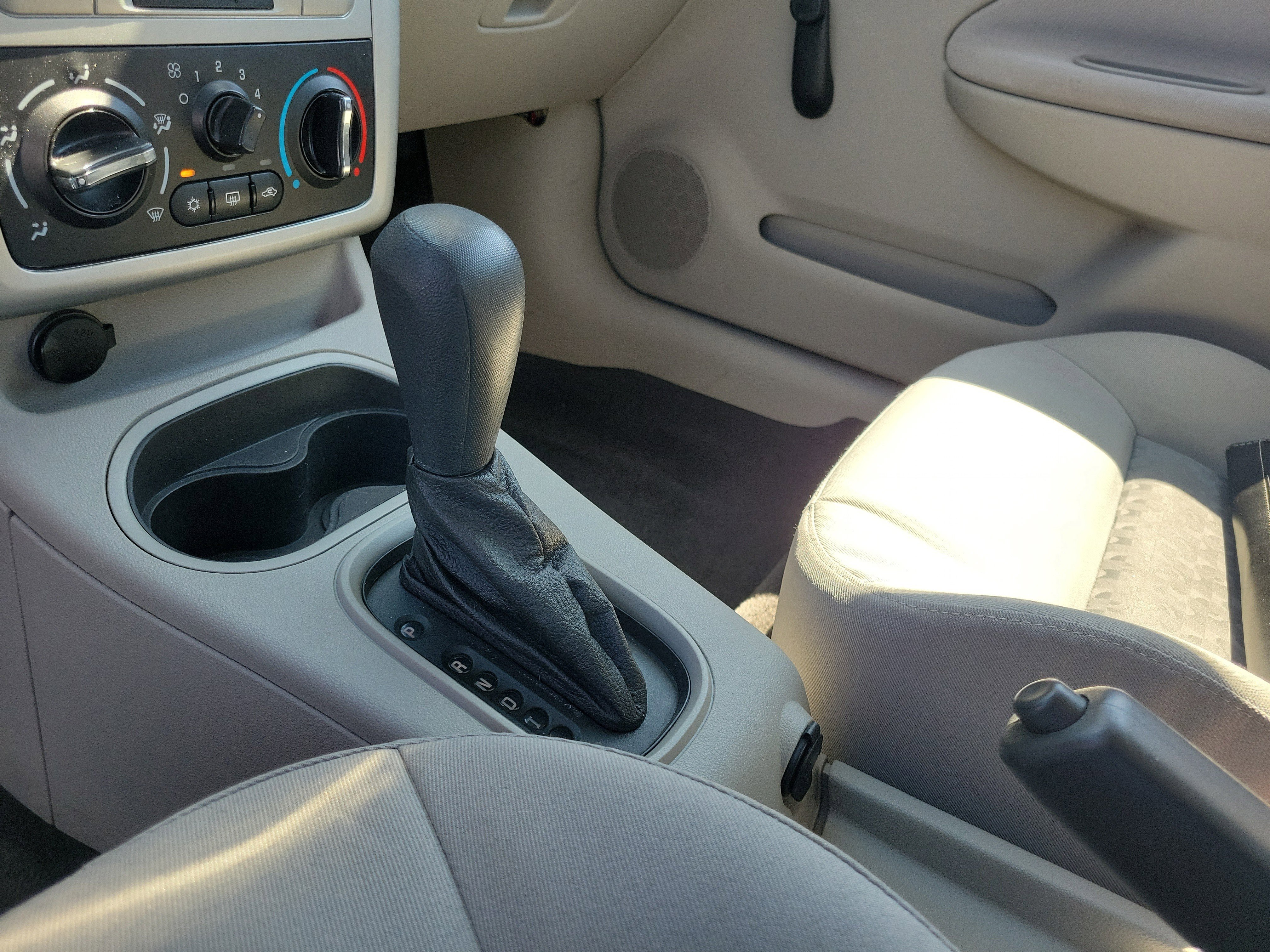 Used 2010 Chevrolet Cobalt LS image 25