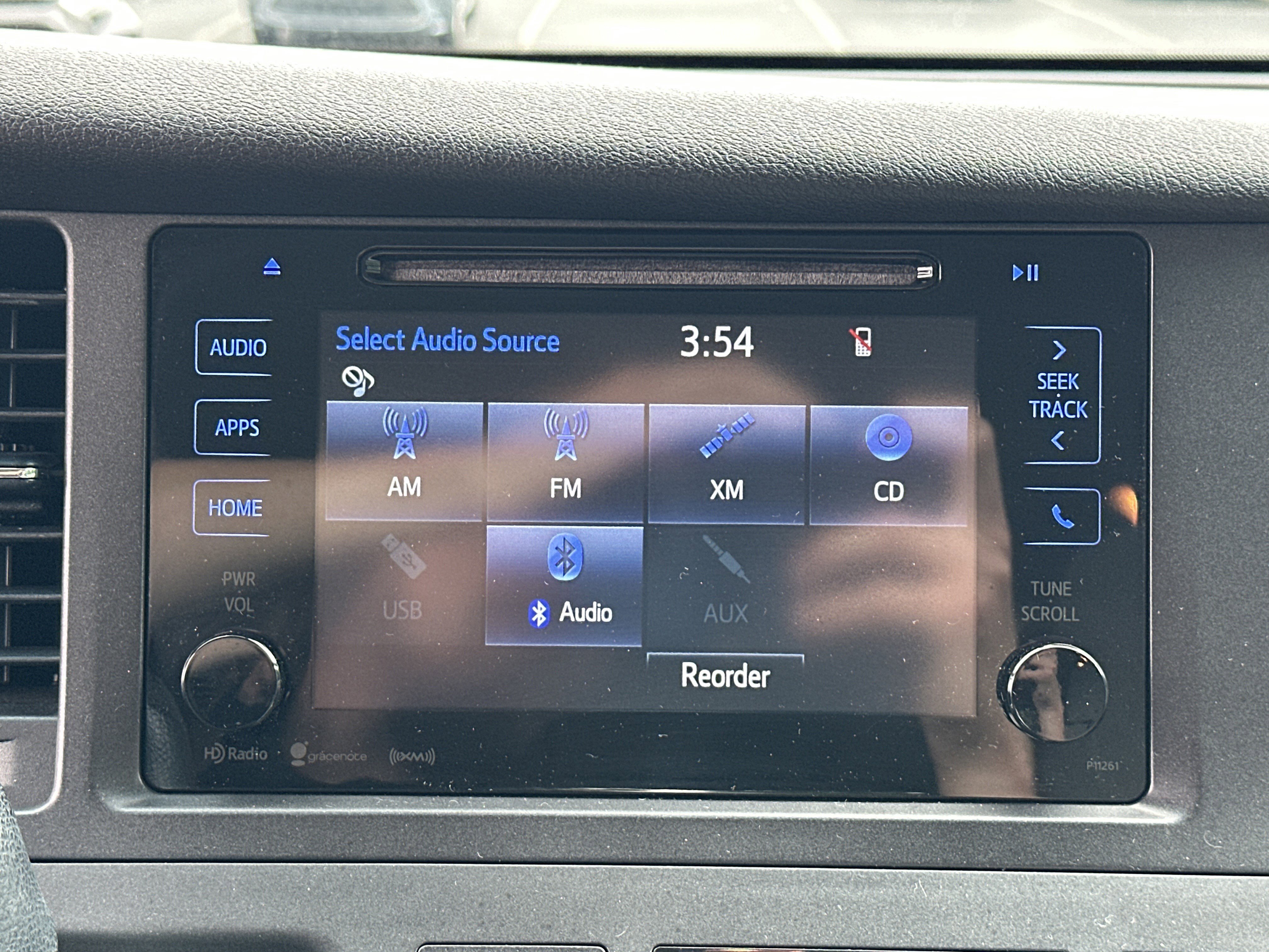Used 2016 Toyota Sienna LE FWD image 23