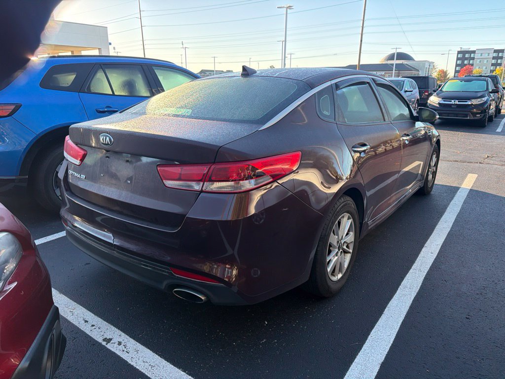 Used 2016 Kia Optima LX FWD image 3
