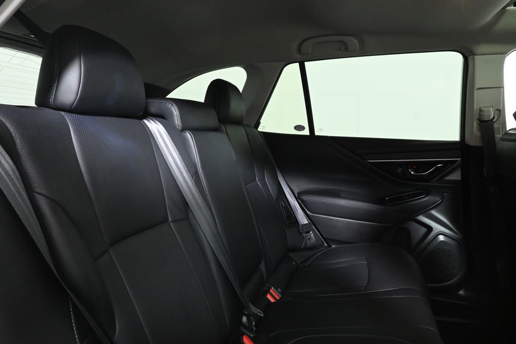 Used 2022 Subaru Outback Limited image 37