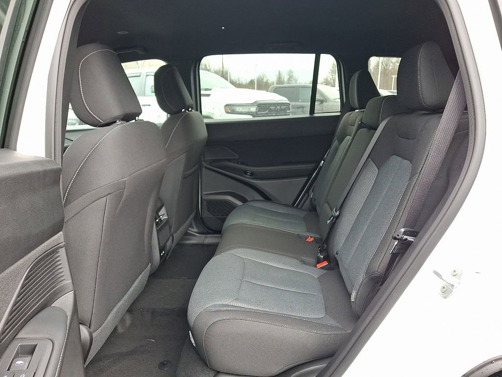 New 2026 Jeep Cherokee Laredo AWD/4WD image 7
