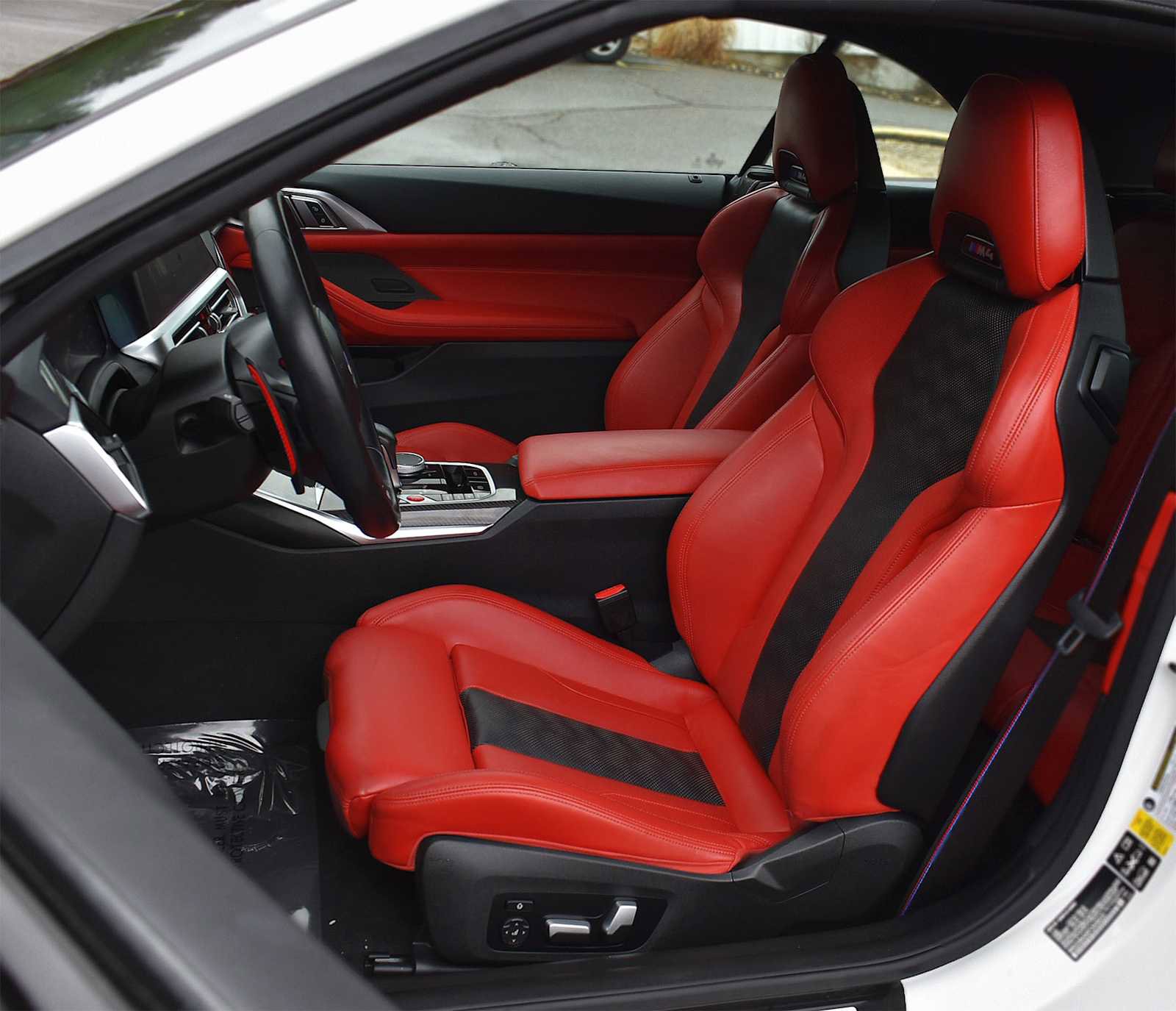 Used 2023 BMW M4 xDrive Competition w/ M Carbon Exterior Package image 17