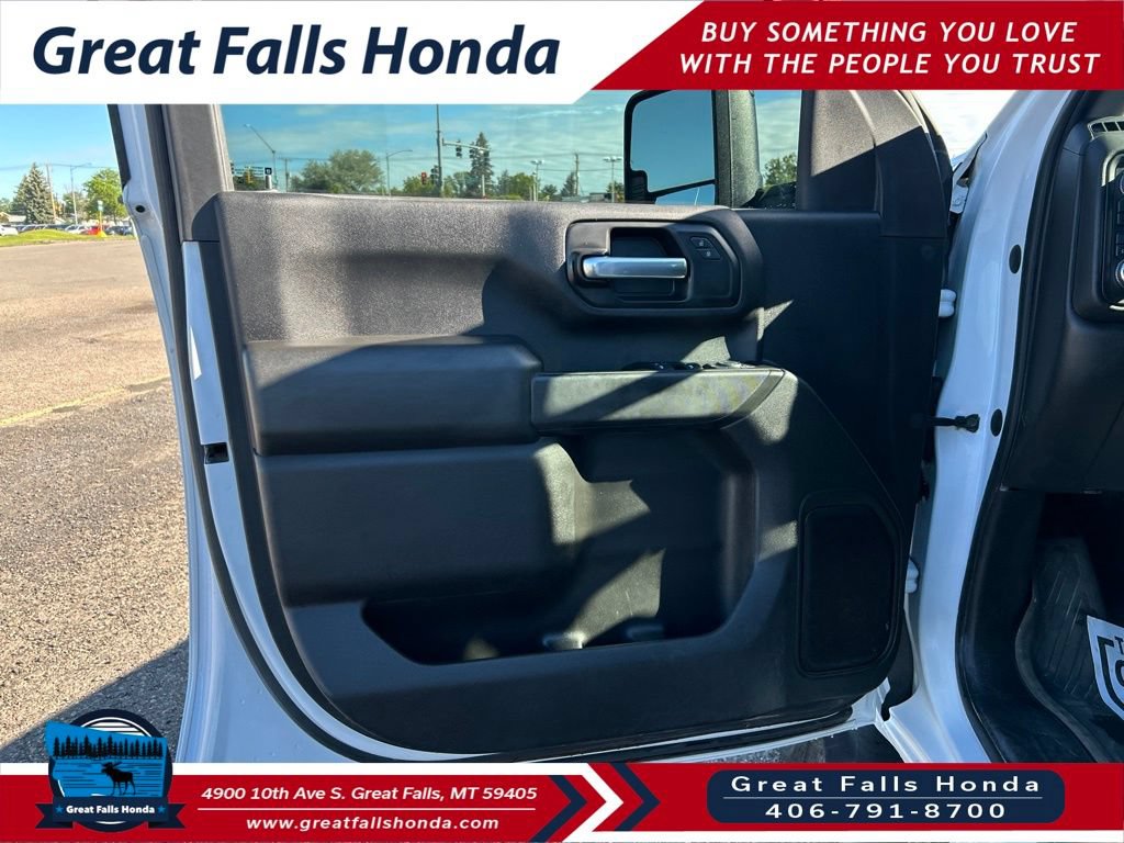 Used 2022 GMC Sierra 3500 Pro w/ Fleet Convenience Package AWD/4WD image 10