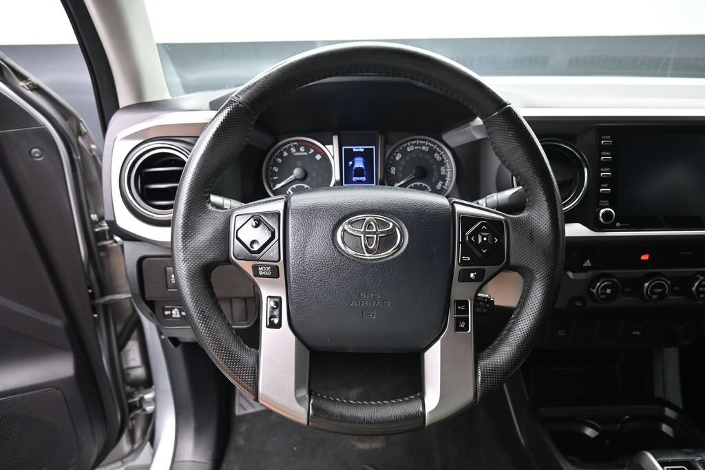 Used 2020 Toyota Tacoma SR5 RWD image 15