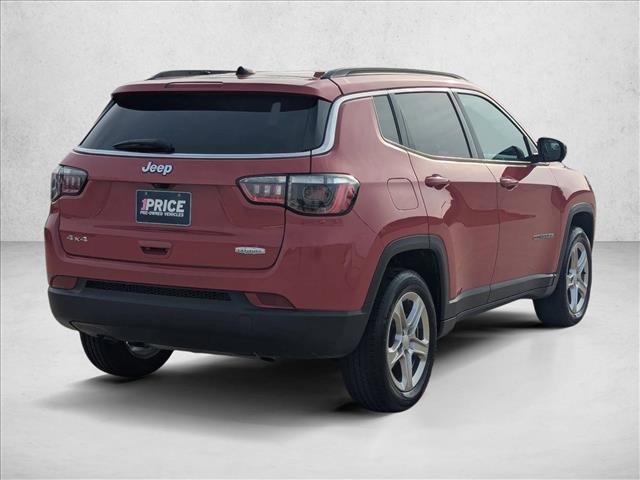 Used 2024 Jeep Compass Latitude image 5