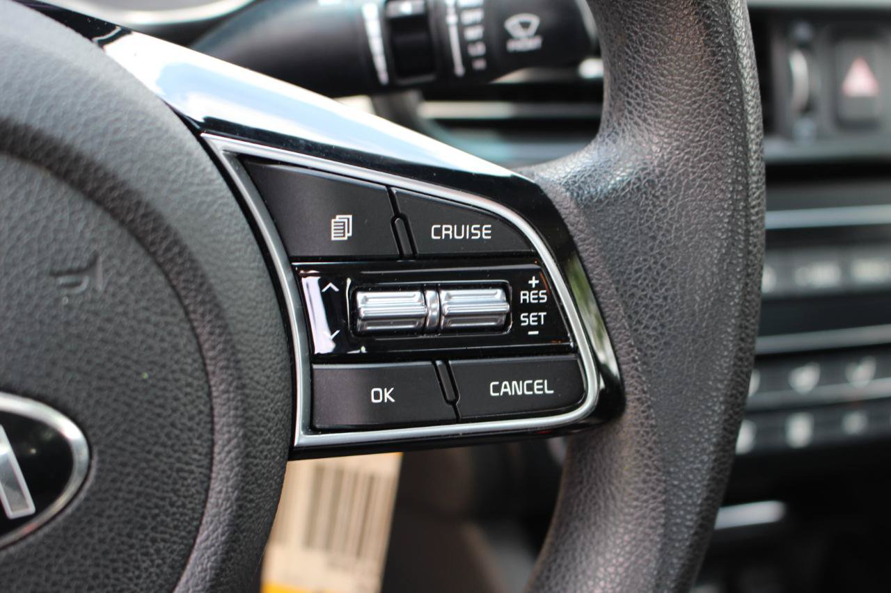 Used 2020 Kia Optima LX FWD image 21