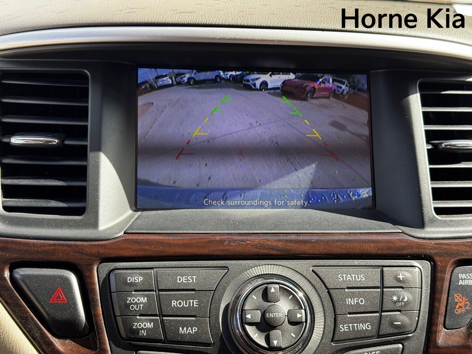 Used 2014 Nissan Pathfinder SL w/ SL Tech Package image 23