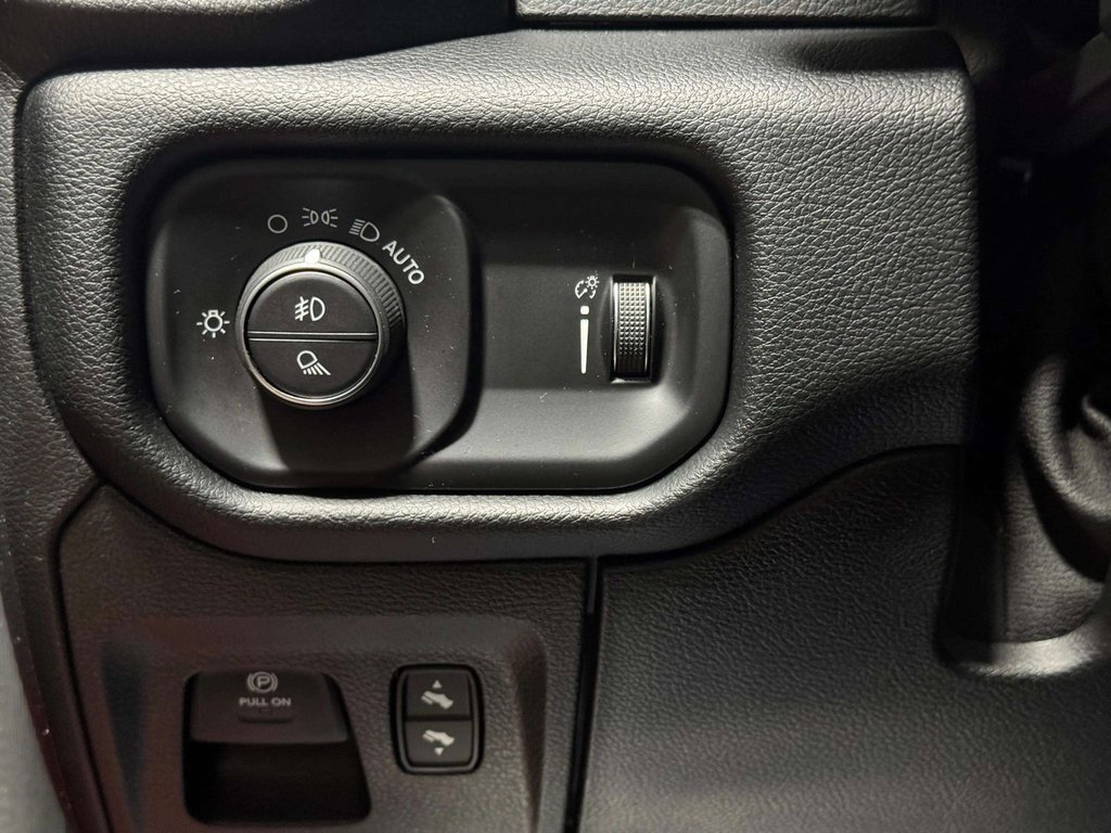 Used 2020 RAM 1500 Big Horn image 8