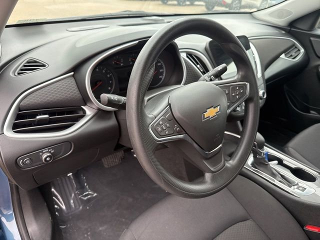 Used 2024 Chevrolet Malibu LT image 14