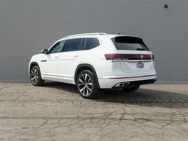 Used 2025 Volkswagen Atlas SEL Premium R-Line image 3