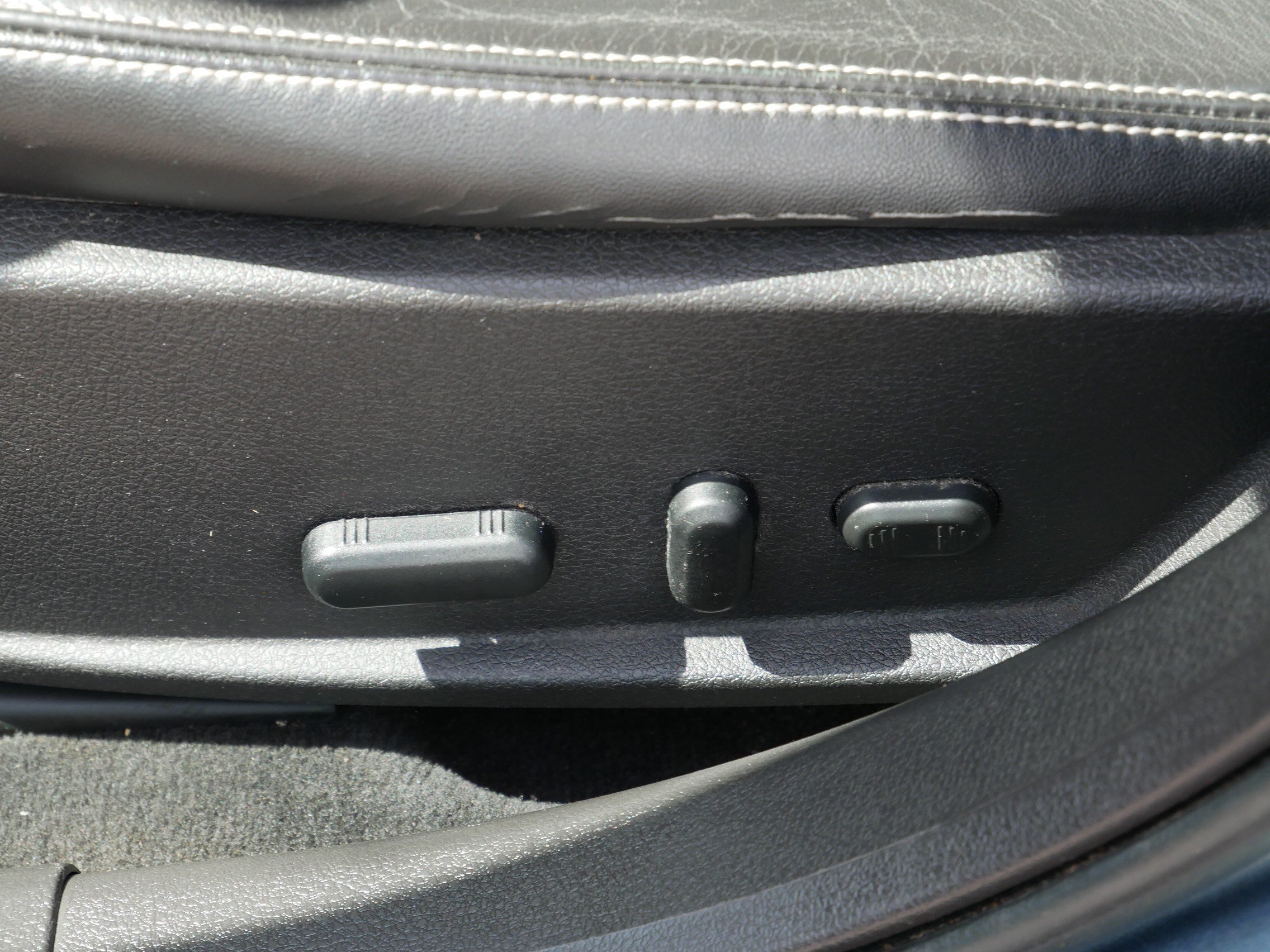 Used 2012 Ford Fusion SEL FWD image 18