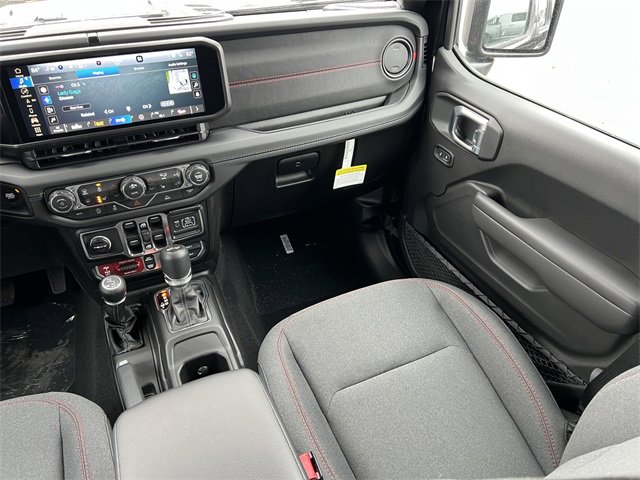 New 2026 Jeep Wrangler Unlimited Rubicon w/ Steel Bumper Group image 33