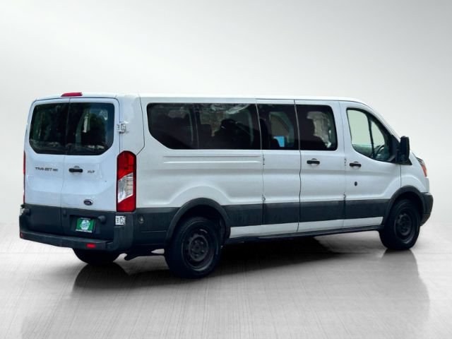 Used 2017 Ford Transit 350 XLT RWD image 4