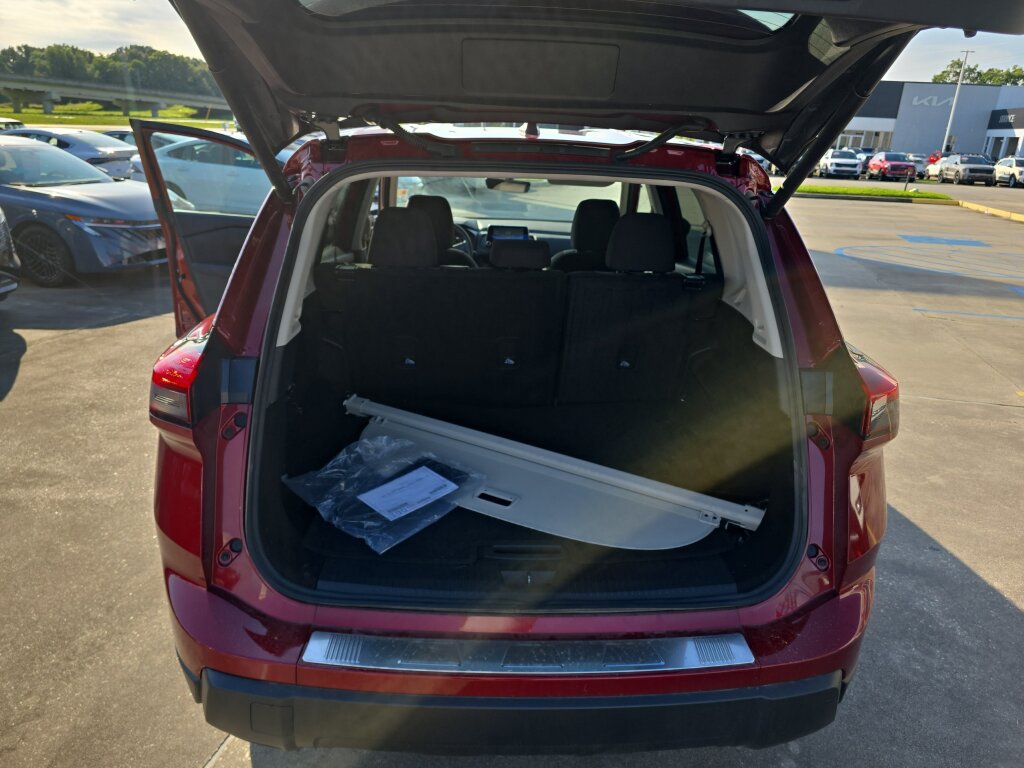 Used 2026 Nissan Rogue SV w/ Cold Weather Package FWD image 16
