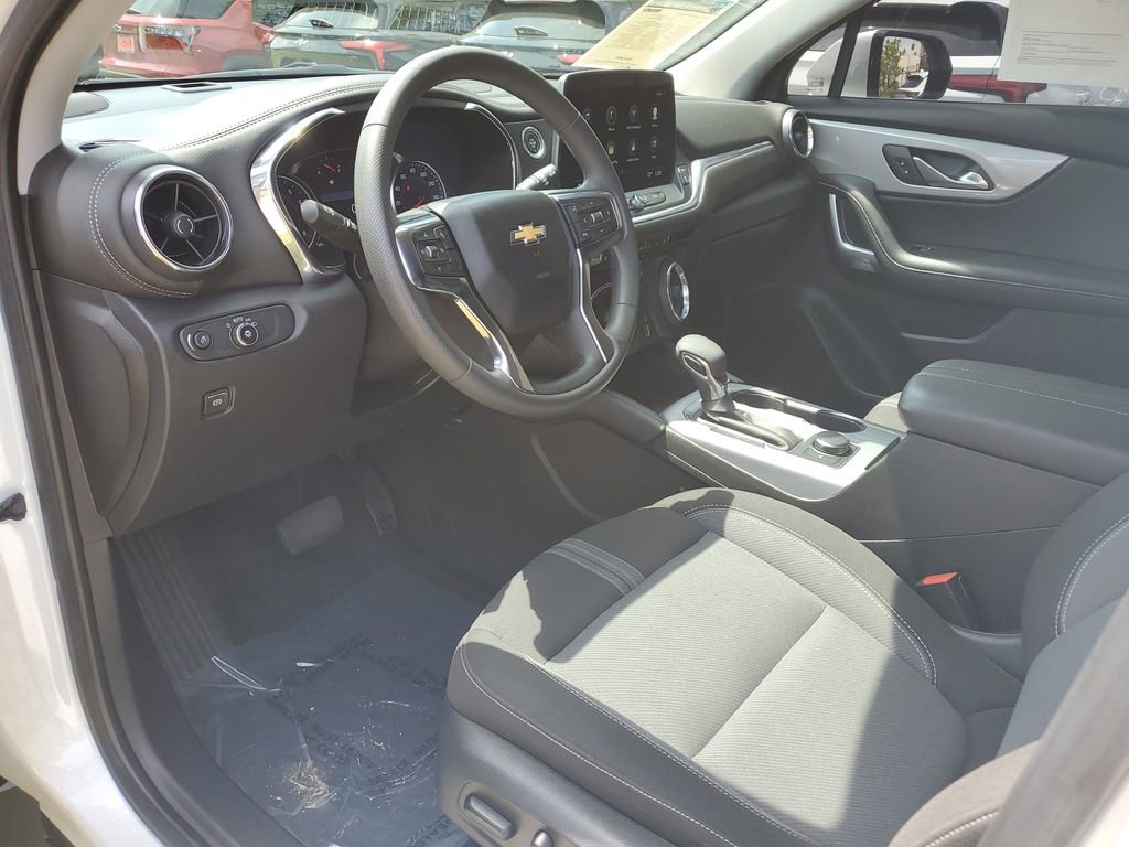 Used 2023 Chevrolet Blazer LT image 18