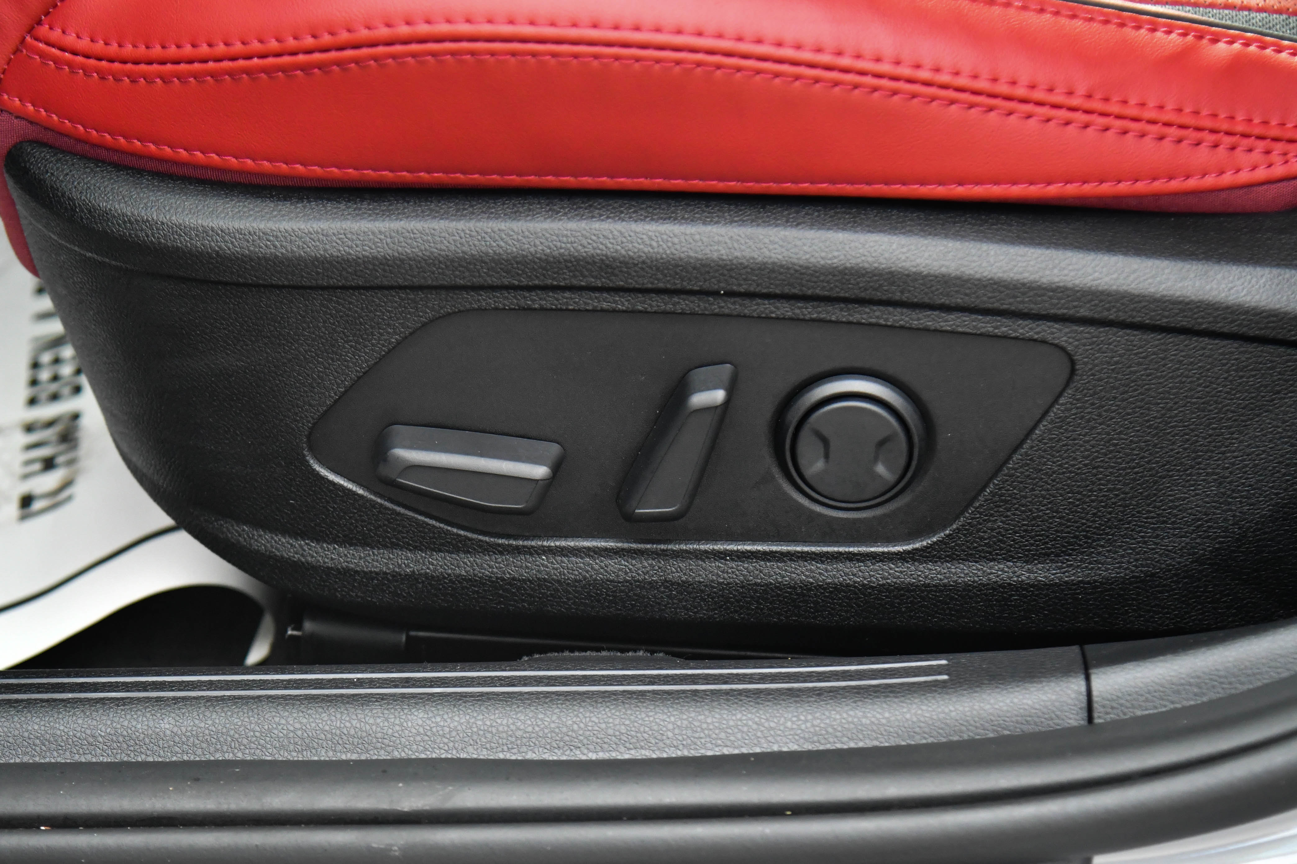 Used 2024 Kia K5 GT-Line w/ GT-Line Premium Package image 17