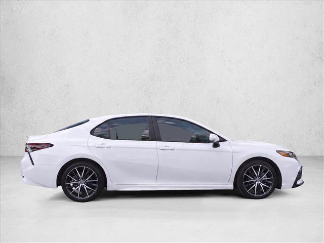 Used 2023 Toyota Camry SE FWD image 8