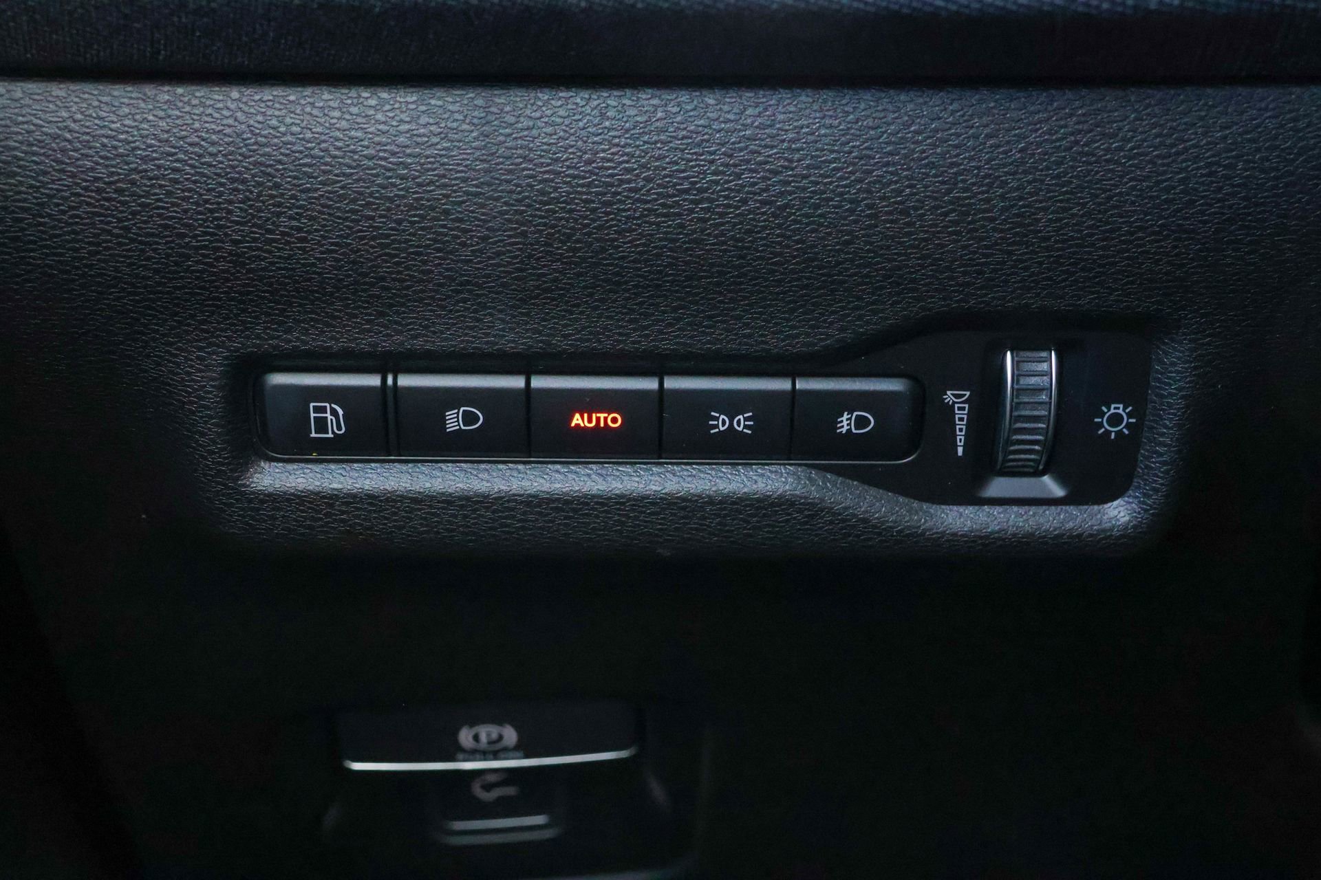 New 2026 Jeep Cherokee Laredo image 29