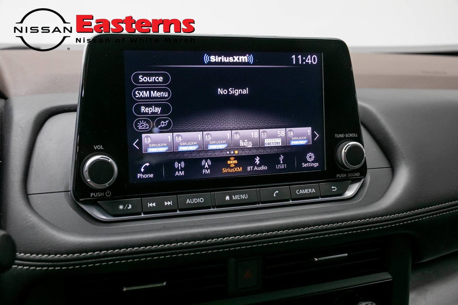 Used 2023 Nissan Rogue SV AWD/4WD image 18