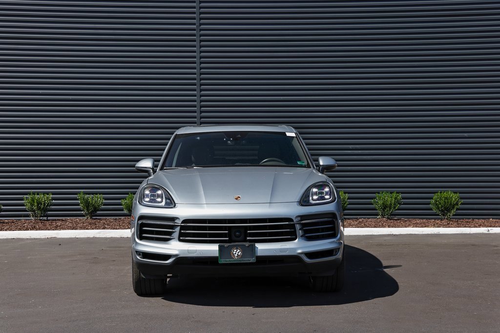 Used 2022 Porsche Cayenne Platinum Edition image 10