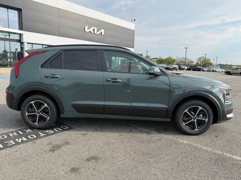 New 2026 Kia Niro EX w/ EX Premium Package FWD image 8