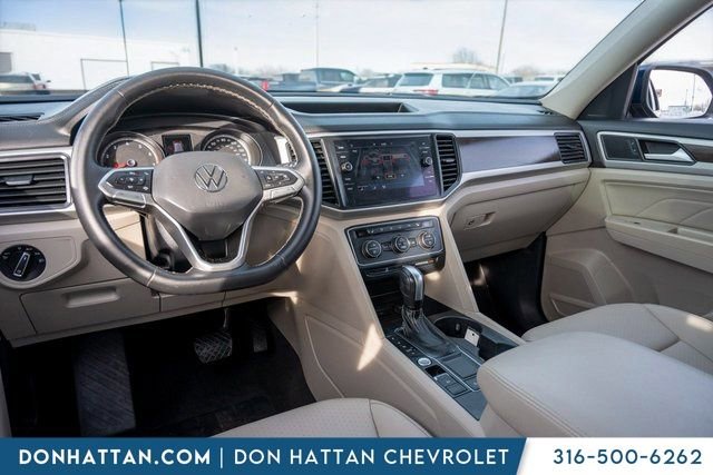 Used 2021 Volkswagen Atlas SE w/ Panoramic Sunroof Package image 23