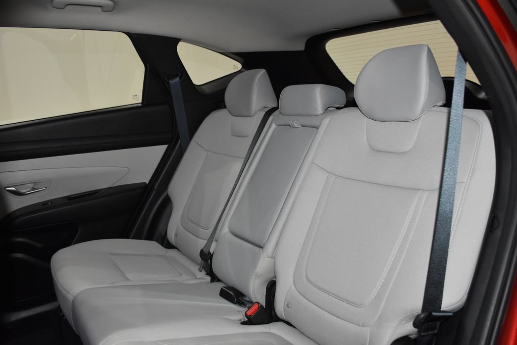 Certified 2025 Hyundai Tucson SE AWD/4WD image 29
