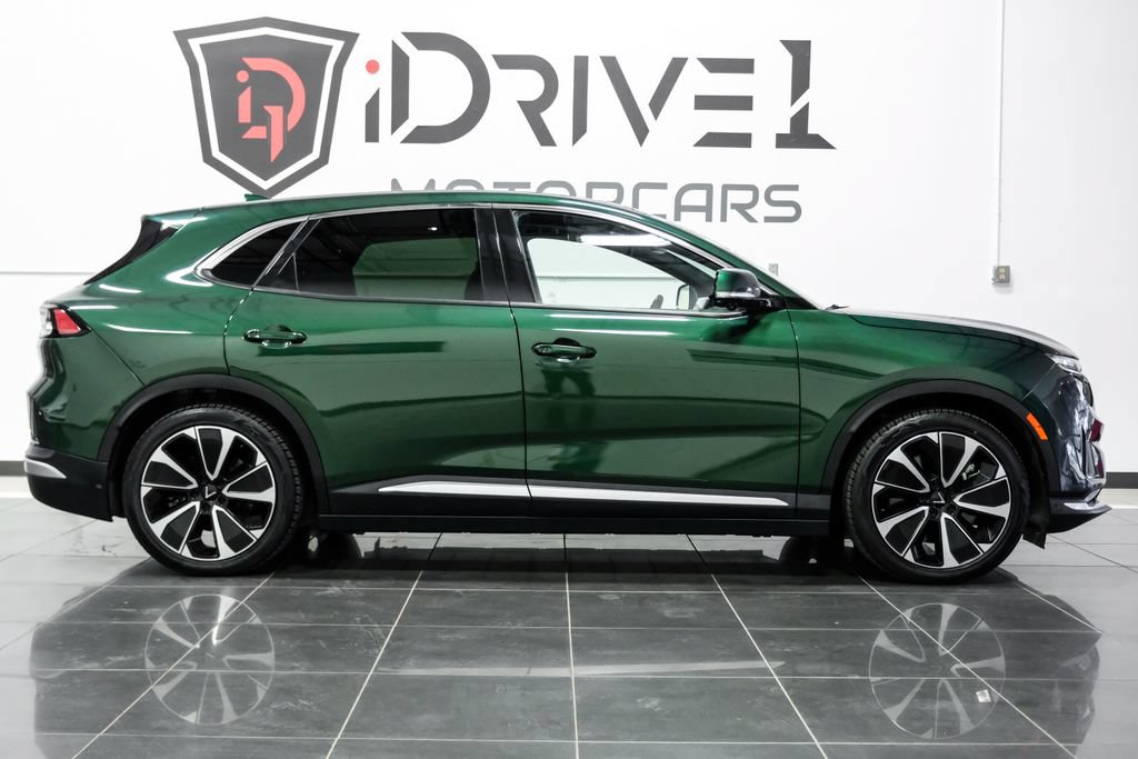 Used 2023 VinFast VF 8 Plus AWD/4WD image 8