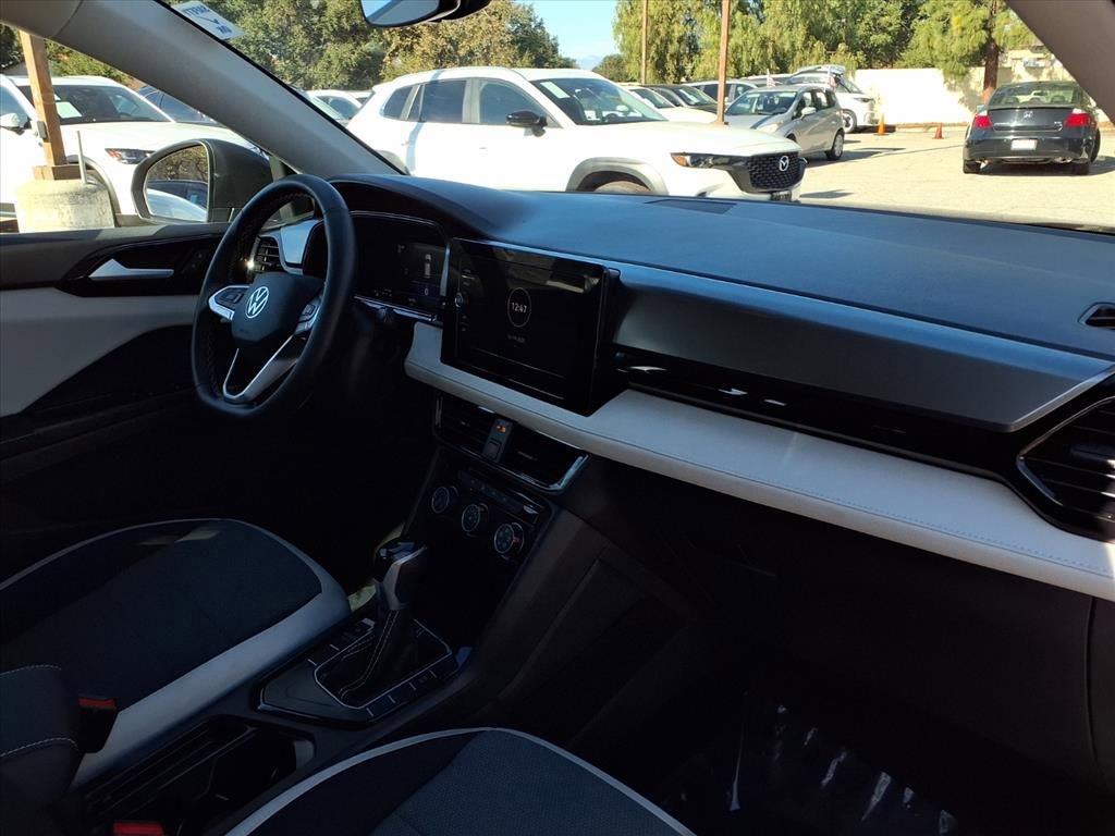Certified 2025 Volkswagen Taos S image 26